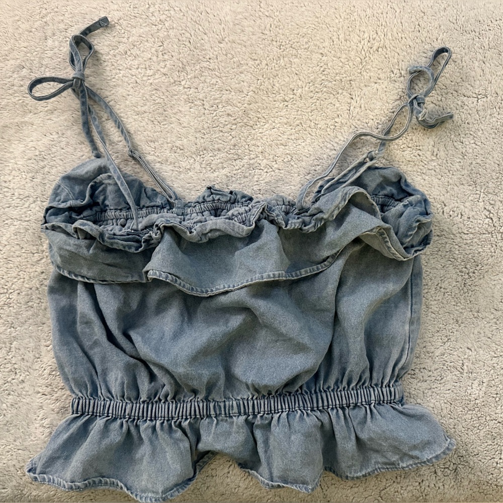 American Eagle Outfitters Light Blue Denim Crop Top | Size M